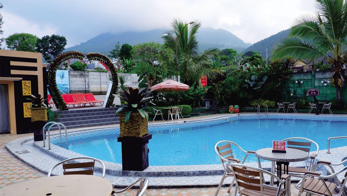 Zamzam Hotel And Resort Batu  Exterior photo
