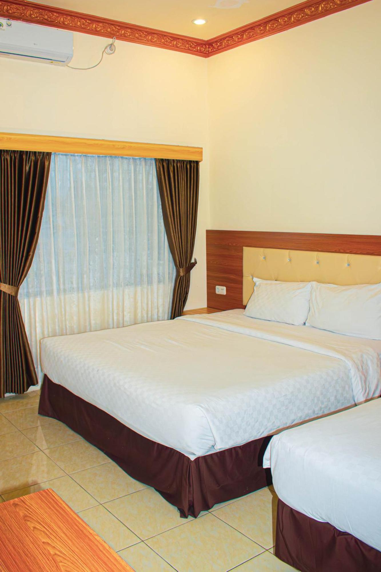 Zamzam Hotel And Resort Batu  Exterior photo